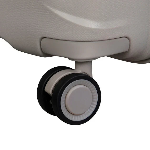 IT Momentous 360 degree spinner wheels for smooth luggage movement