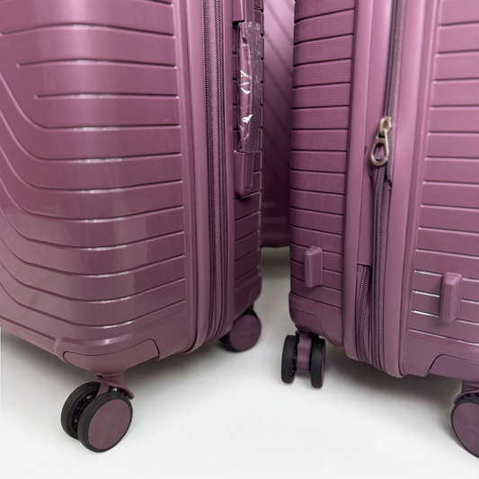 American Tourister Trolley – TSA Lock & Expandable Set