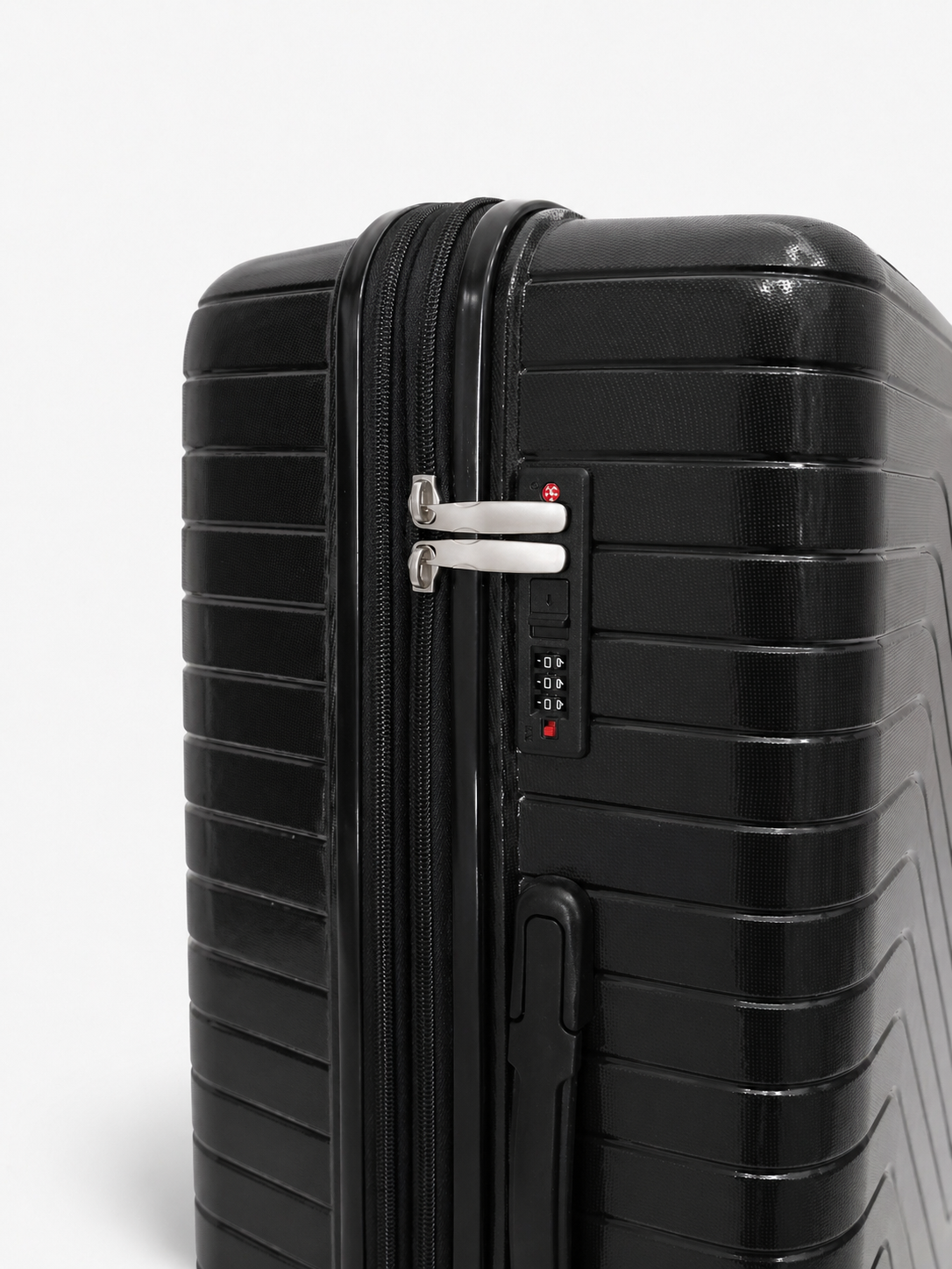 American Tourister Set Side View TSA Lock Noman Luggage