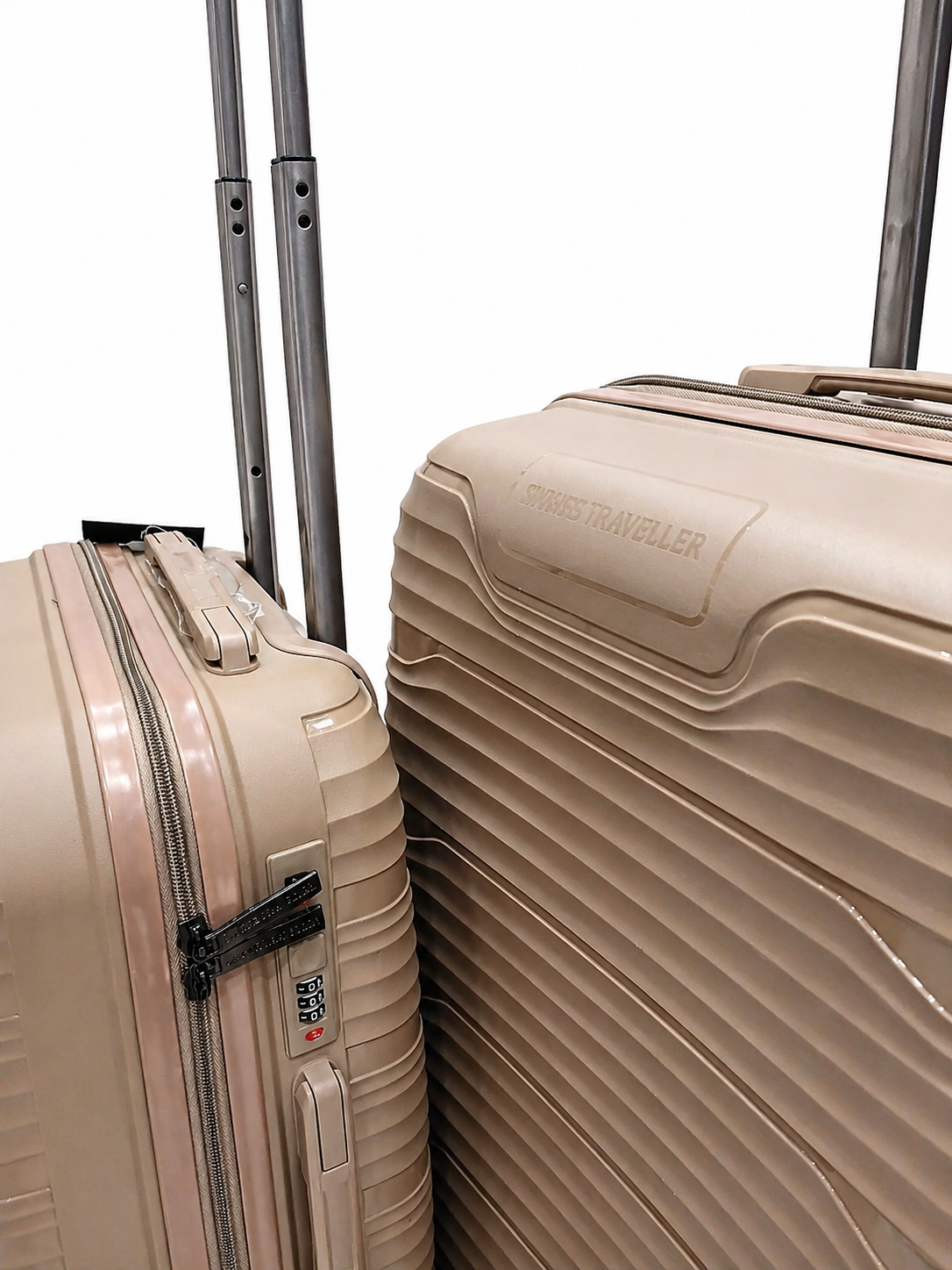 Swiss Traveller Suitcase Set Interior Packing Capacity