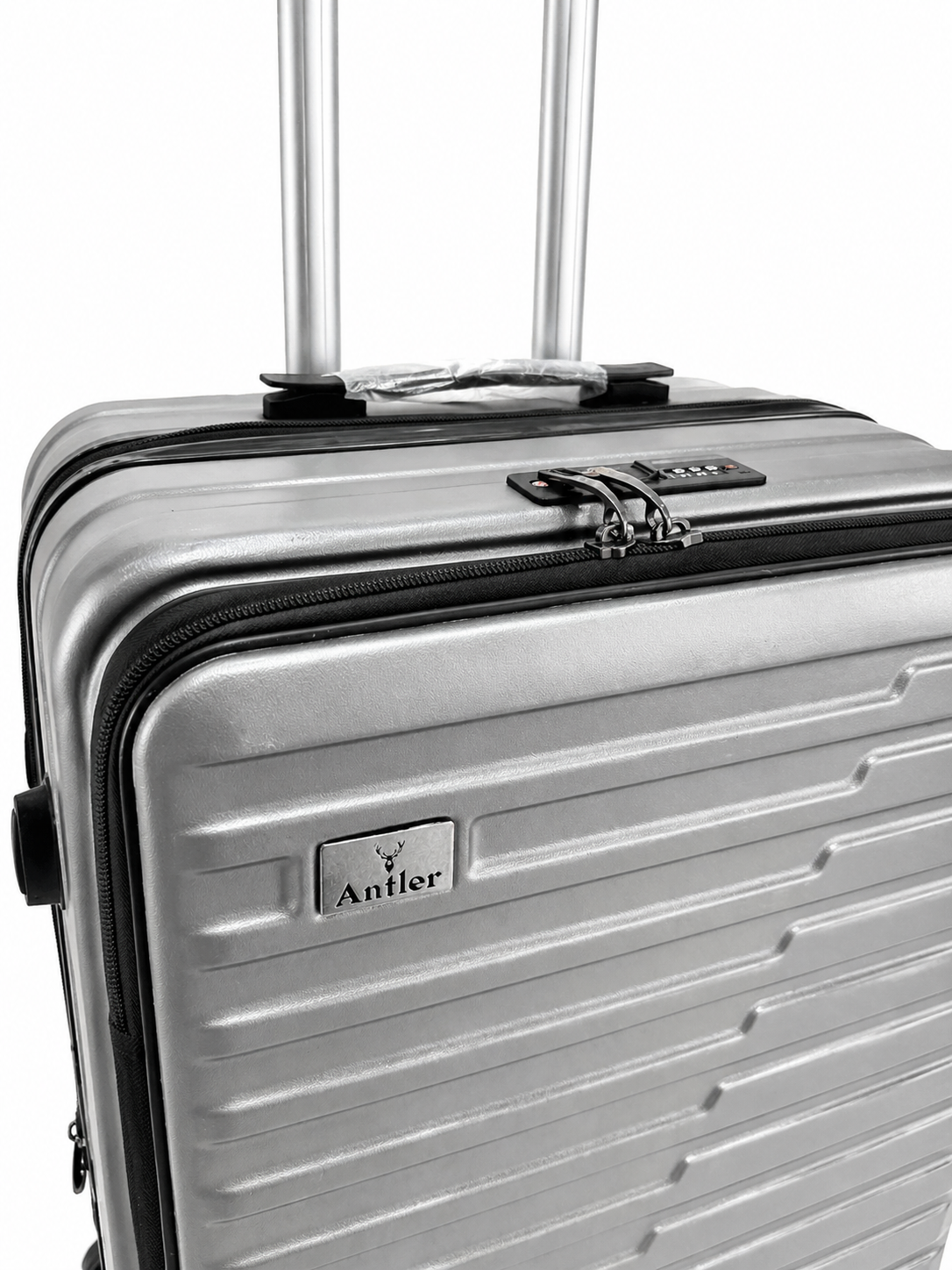 Antler 25 Inch Suitcase Interior and Front Compartment