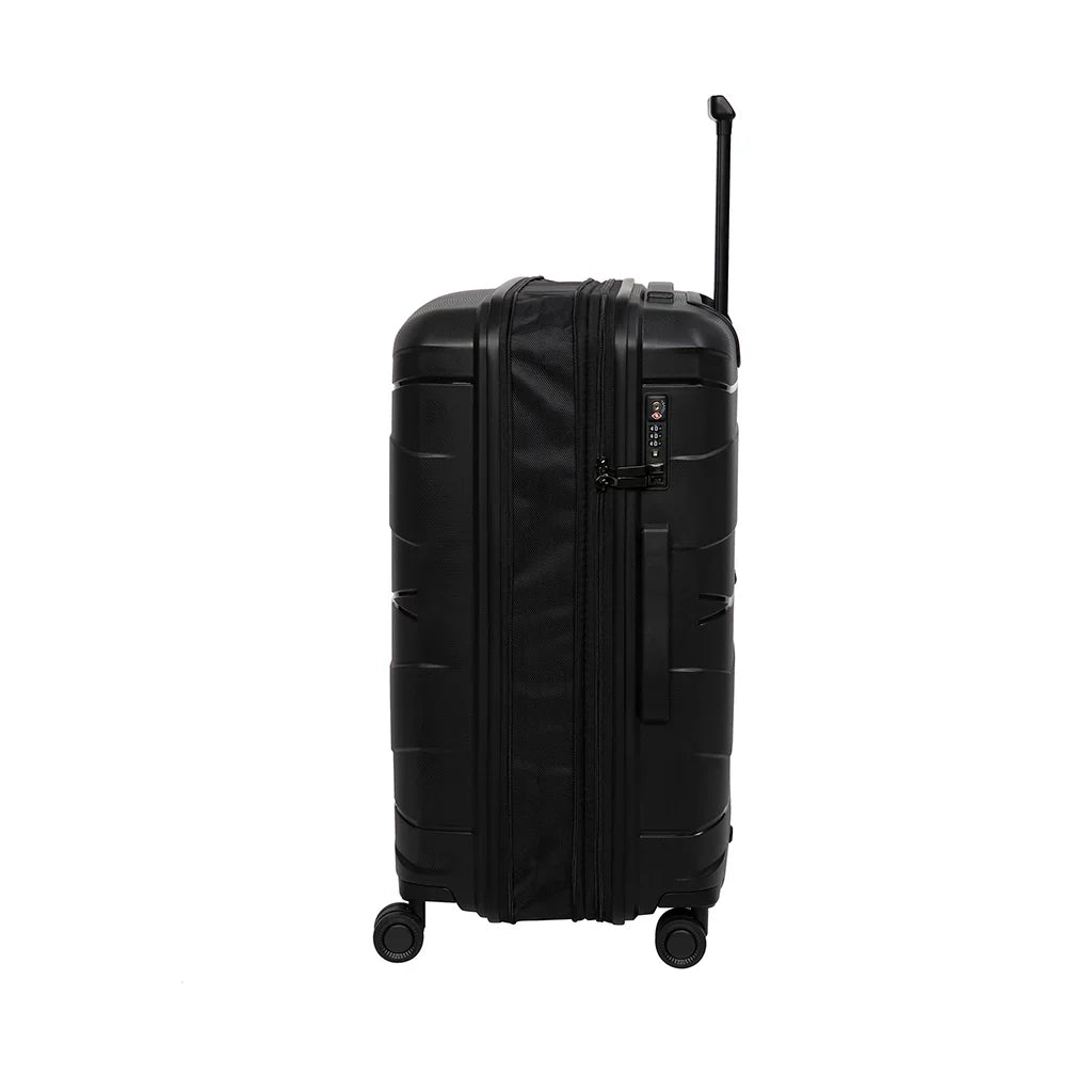 IT Momentous suitcase handle and premium luggage construction